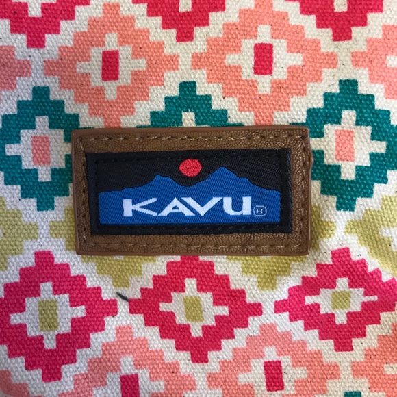 Kavu Bags Nwt Kavu Forlynne Convertible Crossbodybackpack Poshmark